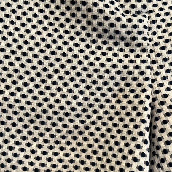 Dalia Collection brand size 4 modern fit low rise shorts- NWT - Picture 2 of 6